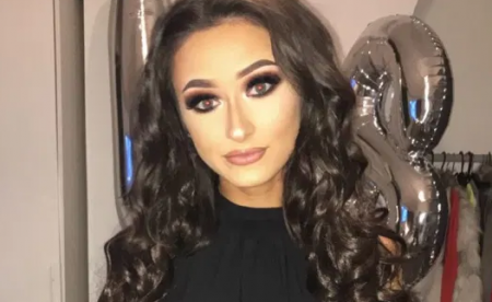 GOLLY MISS MOLLY Who is Molly Conlin and who did she play in EastEnders?